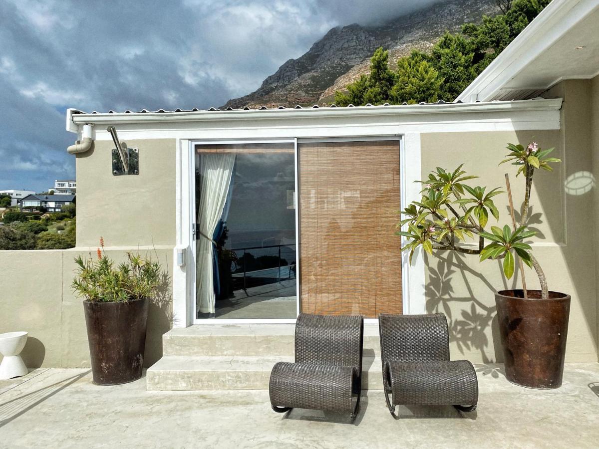 Residence William French Simonʼs Town エクステリア 写真