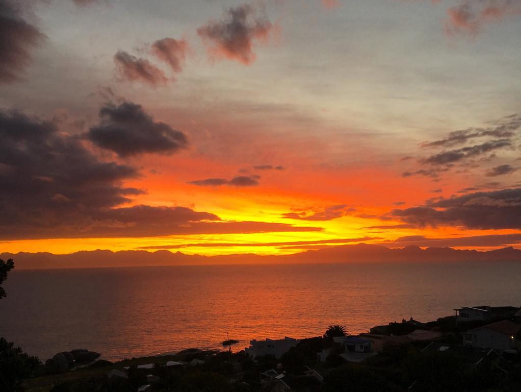 Residence William French Simonʼs Town エクステリア 写真